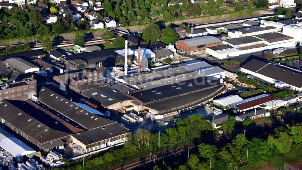 Luftbild Königswinter - Betriebsgelände der RHI Magnesita Didier-Werke in Königswinter im Bundesland Nordrhein-Westfalen, Deutschland