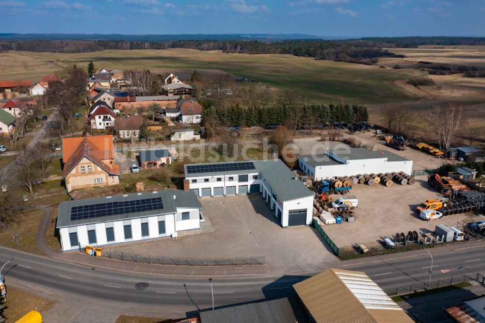 Tornow von oben - Betriebshof der Elektroanlagenbau Freier & Küter GmbH in Tornow im Bundesland Brandenburg, Deutschland