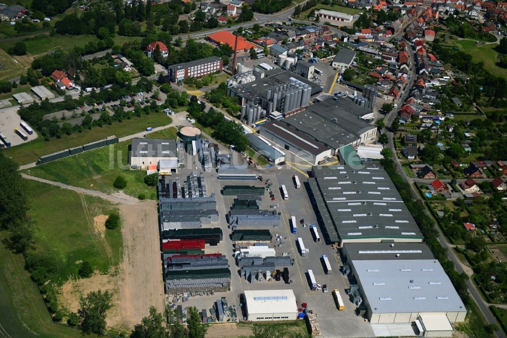 Luftbild Lübz - Bierbrauerei- Werksgelände der Mecklenburgische Brauerei Lübz GmbH im Bundesland Mecklenburg-Vorpommern, Deutschland