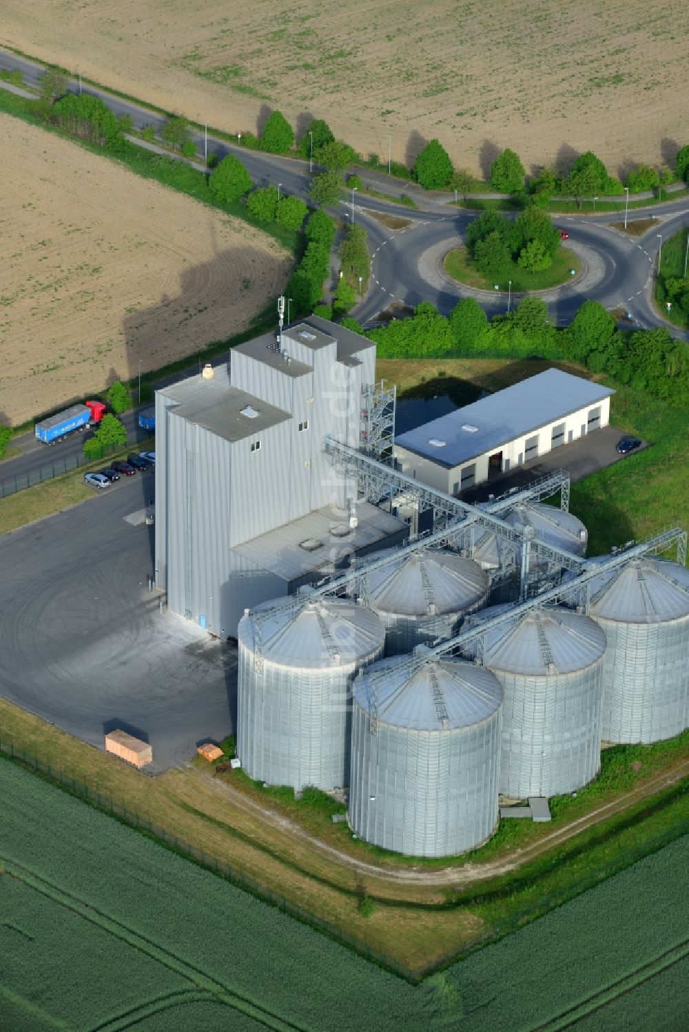 Luftaufnahme Pritzwalk - Bio- Diesel Speicher- Tankanlage in Pritzwalk im Bundesland Brandenburg
