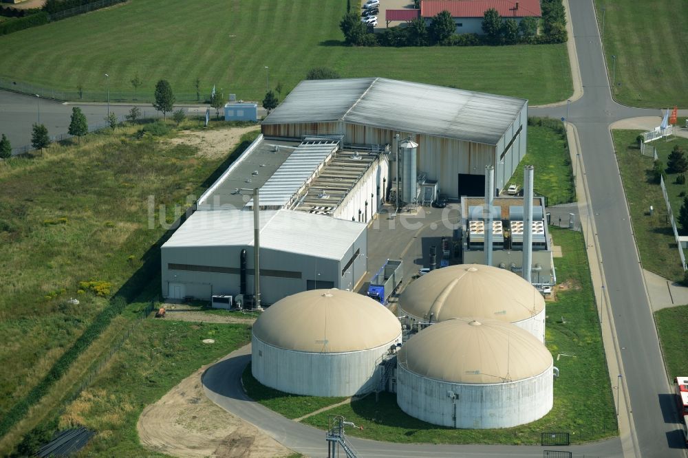 Jessen (Elster) von oben - Bioerdgasanlage der Agratec Invest AG im Gewerbepark in Jessen (Elster) im Bundesland Sachsen-Anhalt