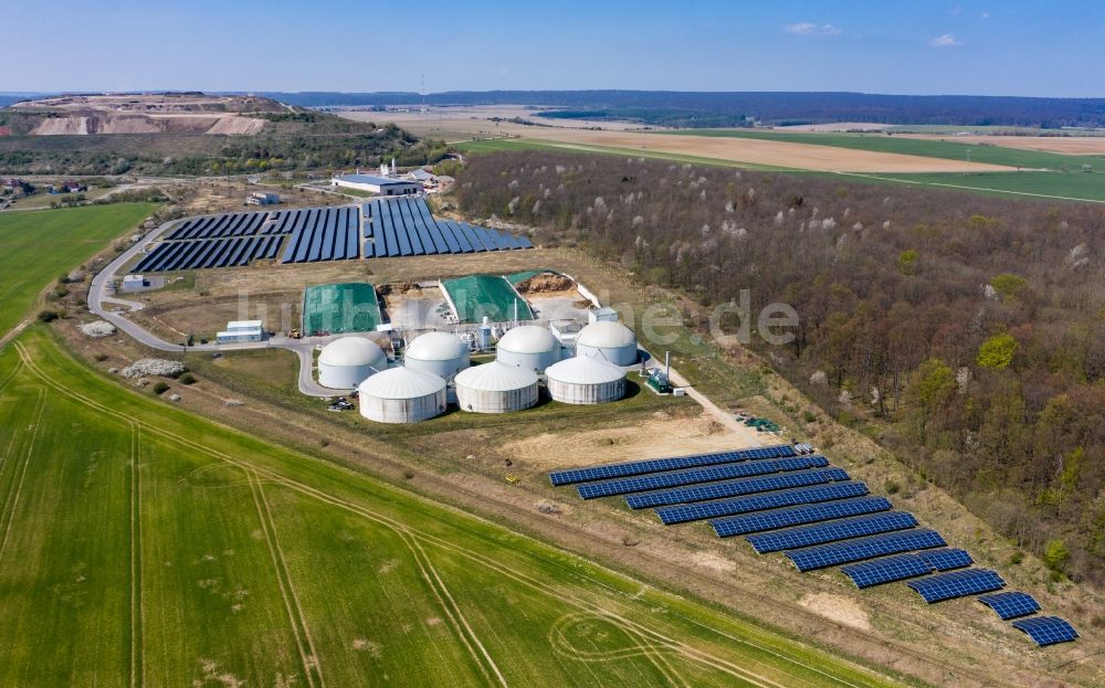 Luftbild Menteroda - Biogasspeicher- Behälter im Biogaspark in Menteroda im Bundesland Thüringen, Deutschland