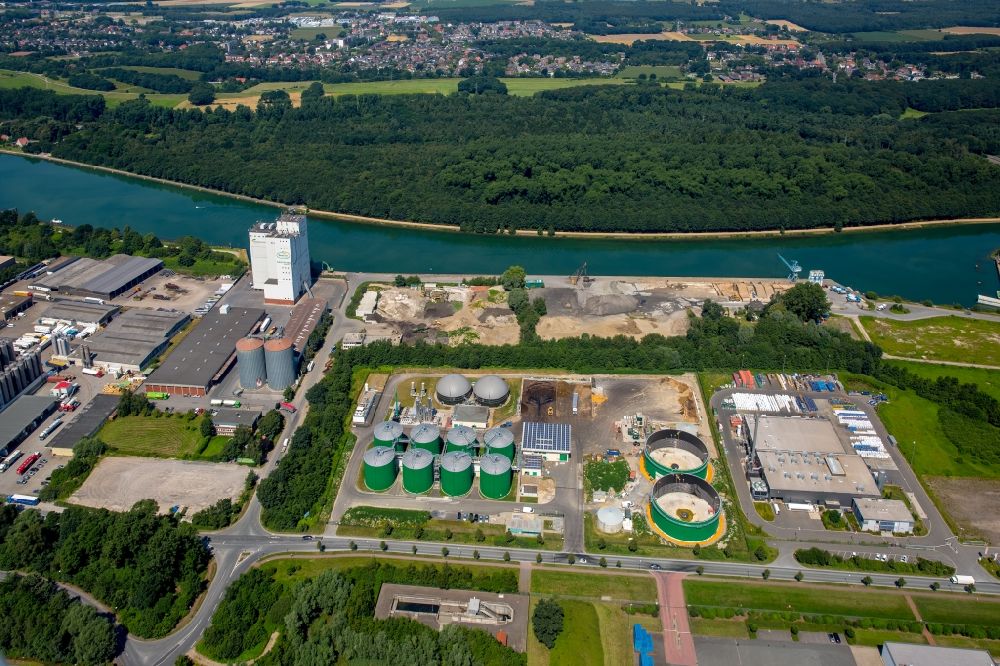 Luftaufnahme Dorsten - Biogasspeicher- Behälter in Dorsten im Bundesland Nordrhein-Westfalen