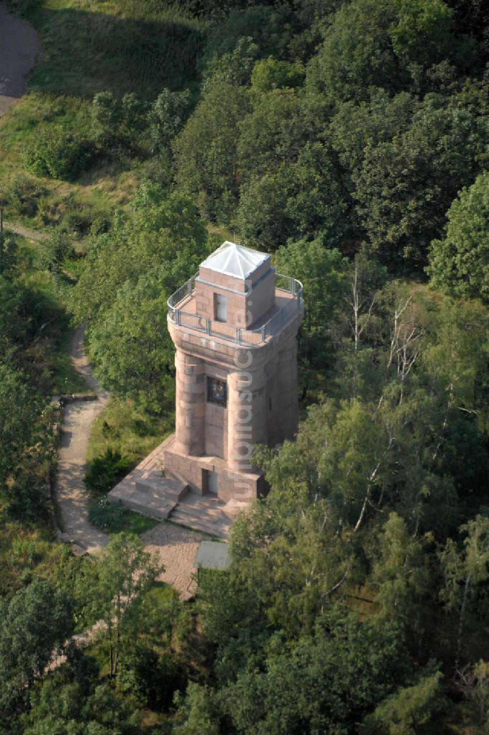 Luftbild Petersberg (bei Halle) - Bismarckturm auf dem Petersberg (bei Halle)