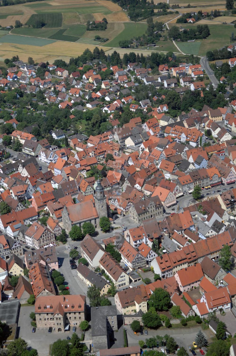 Altdorf von oben - Blick auf Altdorf bei Nürnberg mit der evangelischen Stadtirche