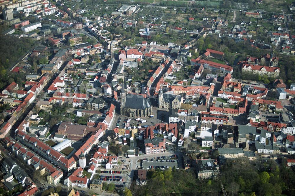 Luftaufnahme Köthen / SA - Blick auf das Altstadtzentrumvon Köthen in Sachsen-Anhalt