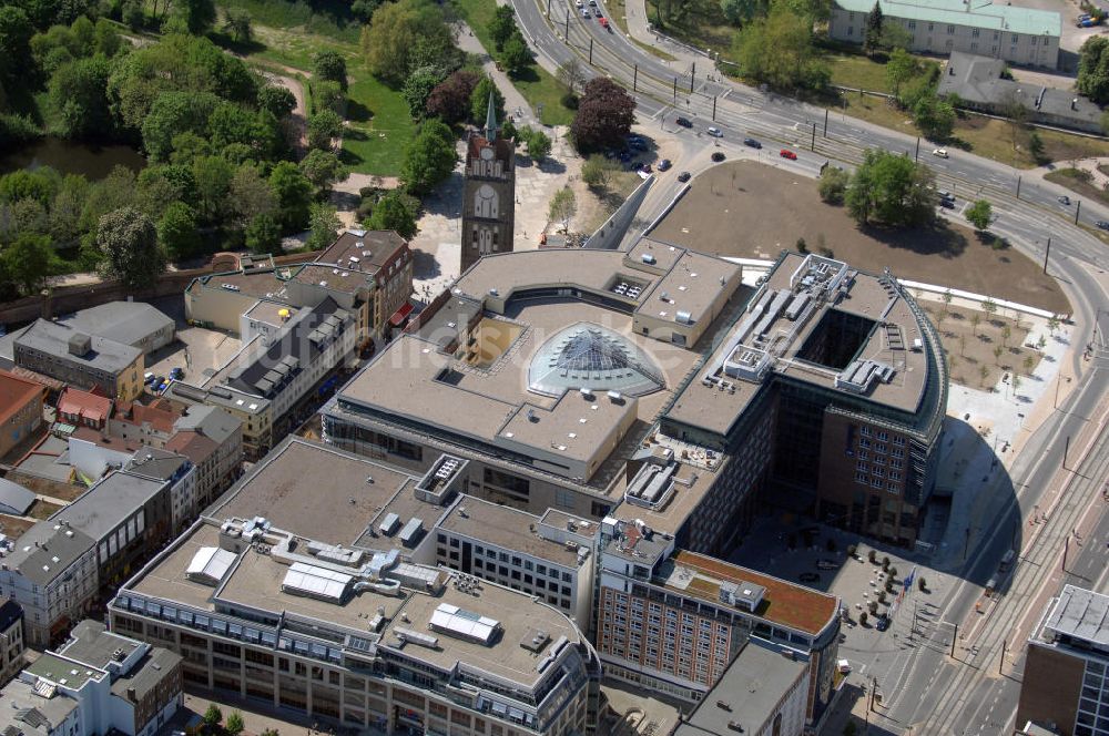 Luftaufnahme Rostock - Blick über das Einkaufszentrum KTC auf das Kröpeliner Tor Rostock