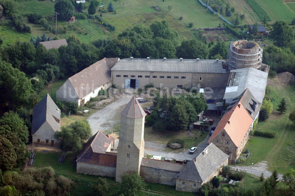 Luftaufnahme Freckleben - Blick auf die Burg Freckleben im gleichnamigen Stadtteil von Aschersleben