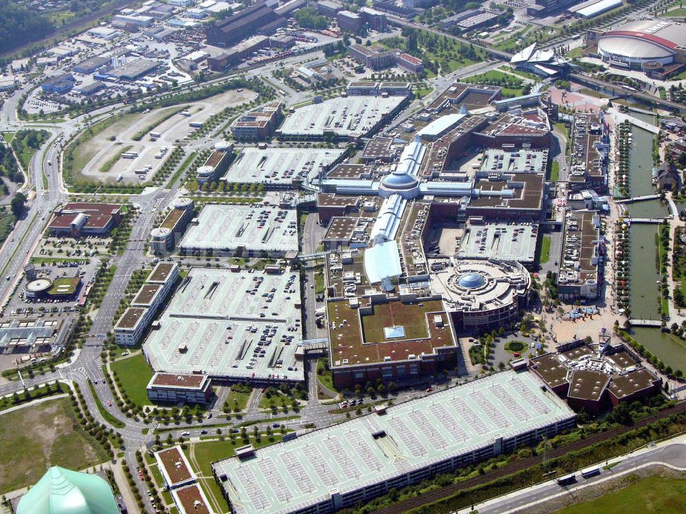 Luftaufnahme Oberhausen (Nordrhein-Westfalen) - Blick auf das Einkaufs- und Eventcenter CentrO in Oberhausen