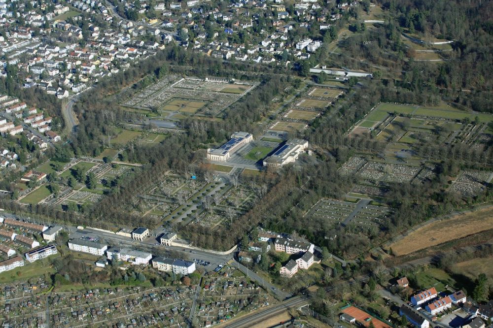 Luftaufnahme Riehen - Blick auf den Friedhof am Hörnli in Riehen in der Schweiz