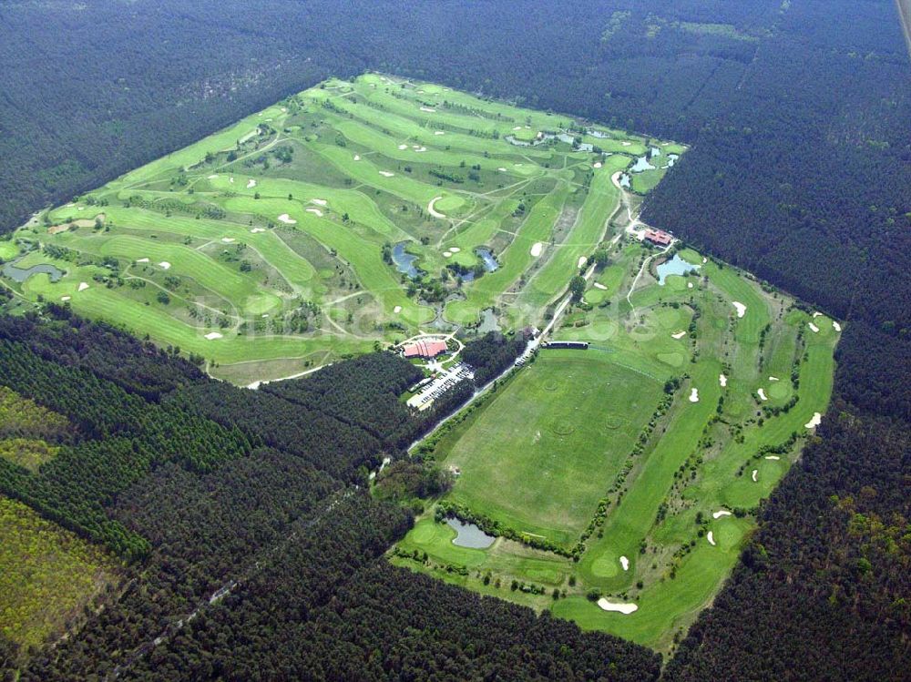 Luftbild Börnicke - Blick auf die Golfanlage Kallin