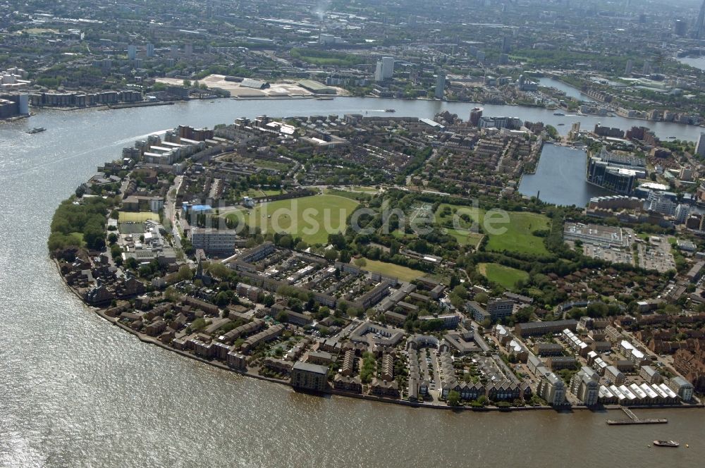 Greenwich West Ward von oben - Blick auf die Halbinsel Isle of Dogs im Stadtbezirk London Borough of Tower Hamlets im East End in London