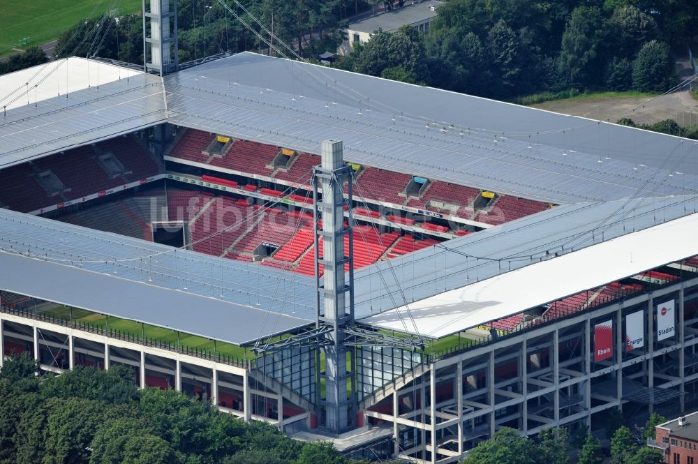 Köln aus der Vogelperspektive: Blick auf das Rhein Energie Stadion, die Heimspielstätte des 1. FC Köln, im Stadtteil Müngersdorf