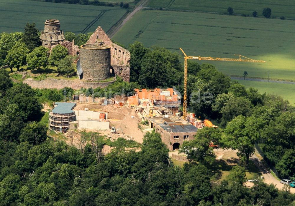Steinthaleben von oben - Blick auf Sanierung des Kyffhäuserdenkmals bei Steinthaleben im Bundesland Thüringen