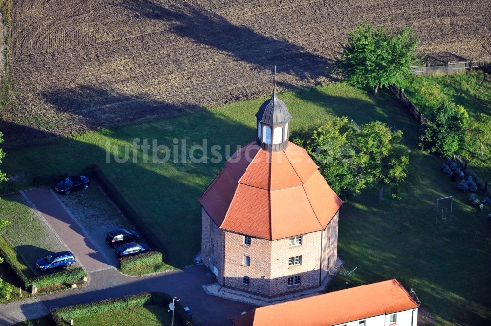 Luftbild Oranienbaum-Wörlitz - Blick auf das Schloss Oranienbaum in Oranienbaum-Wörlitz im Bundesland Sachsen-Anhalt