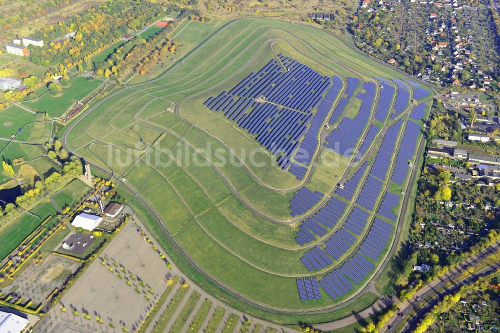 Luftbild Magdeburg - Blick auf den Solarpark Magdeburg im Bundesland Sachsen-Anhalt