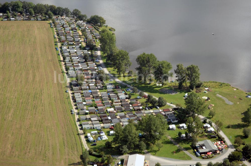 Luftbild Oelsnitz - Blick auf die Talsperre Pirk mit einem Campingplatz