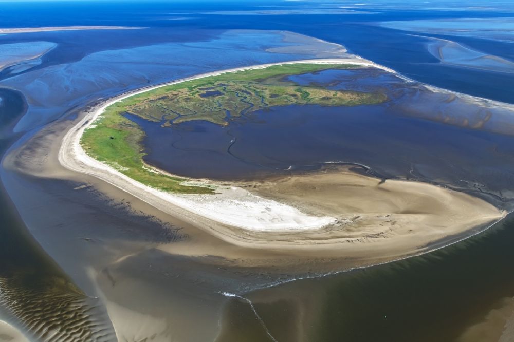 Luftaufnahme Friedrichskoog - Blick auf die unter Naturschutz stehende Insel Trischen mit Wattenmeer in der Nordsee im Bundesland Schleswig-Holstein