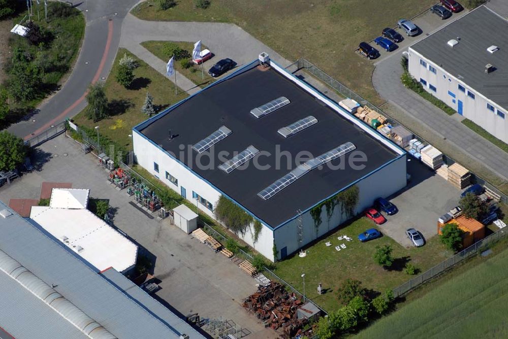 Luftbild Rangsdorf - Blick auf die Werkhalle der Fräntzel Kunststoffe GmbH im Gewerbegebiet Theresenhof am Südring-Center Rangsdorf