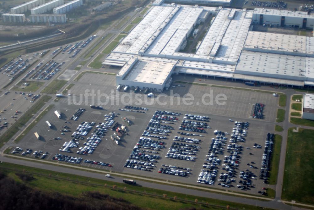 Luftaufnahme Zwickau - Blick auf die Werksanlagen der VW Sachsen GmbH bei Zwickau