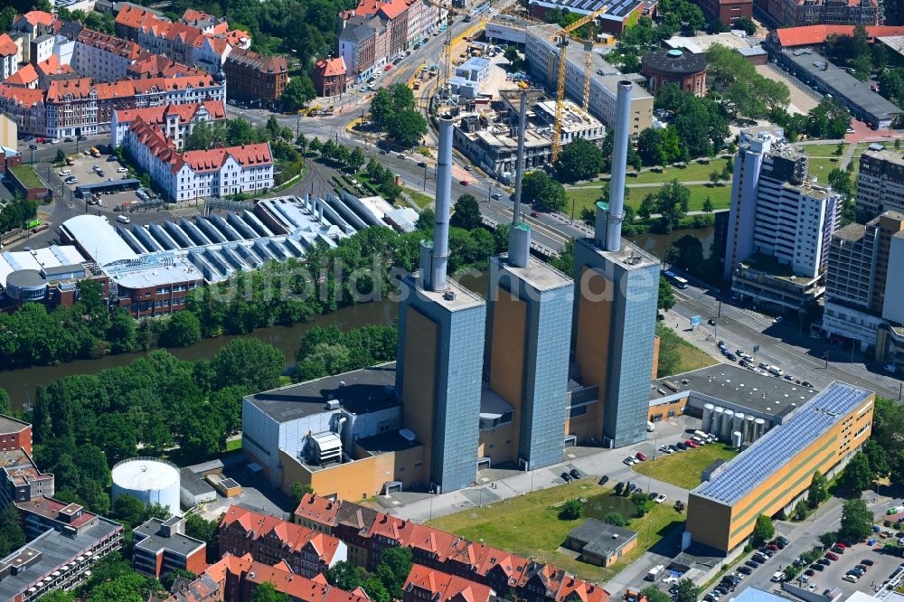 Hannover von oben - Blockheizkraftwerk - regionalen Heizkraftwerkes Heizkraftwerk Linden an der Spinnereistraße in Hannover im Bundesland Niedersachsen, Deutschland