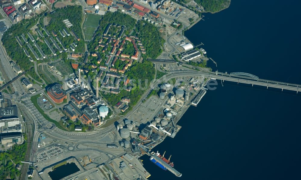 Luftaufnahme Stockholm - Blockheizkraftwerk - regionalen Heizkraftwerkes der Stockholm Exergi AB in Stockholm in Stockholms län, Schweden