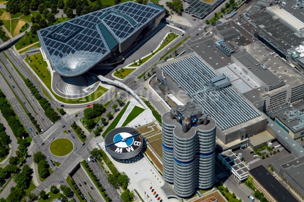München aus der Vogelperspektive: BMW-Welt in München im Bundesland Bayern