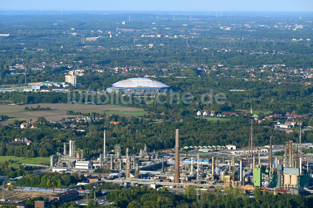 Gelsenkirchen aus der Vogelperspektive: BP Refining & Petrochemicals GmbH in Gelsenkirchen im Bundesland Nordrhein-Westfalen, Deutschland