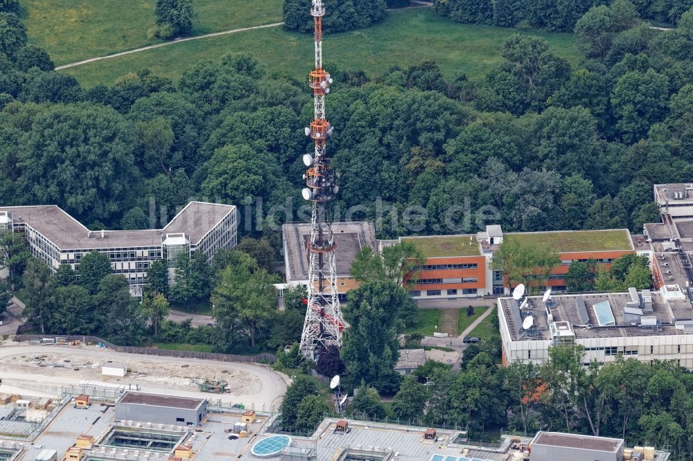 Luftbild München - Brandgeschädigte Sendeanlage des BR Bayerischer Rundfunk im Ortsteil Schwabing-Freimann in München im Bundesland Bayern, Deutschland