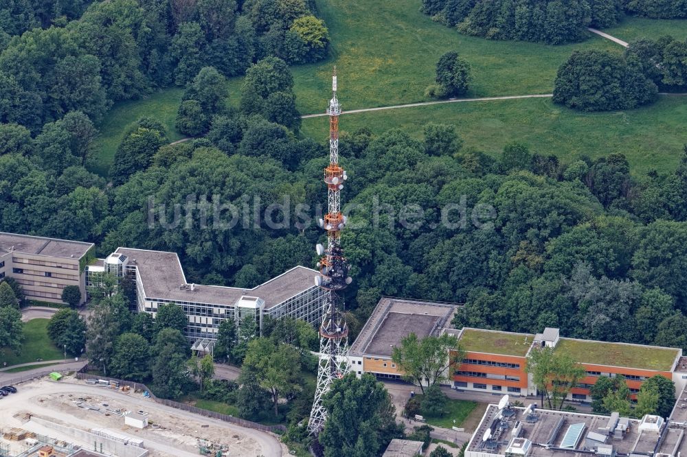 München von oben - Brandgeschädigte Sendeanlage des BR Bayerischer Rundfunk im Ortsteil Schwabing-Freimann in München im Bundesland Bayern, Deutschland