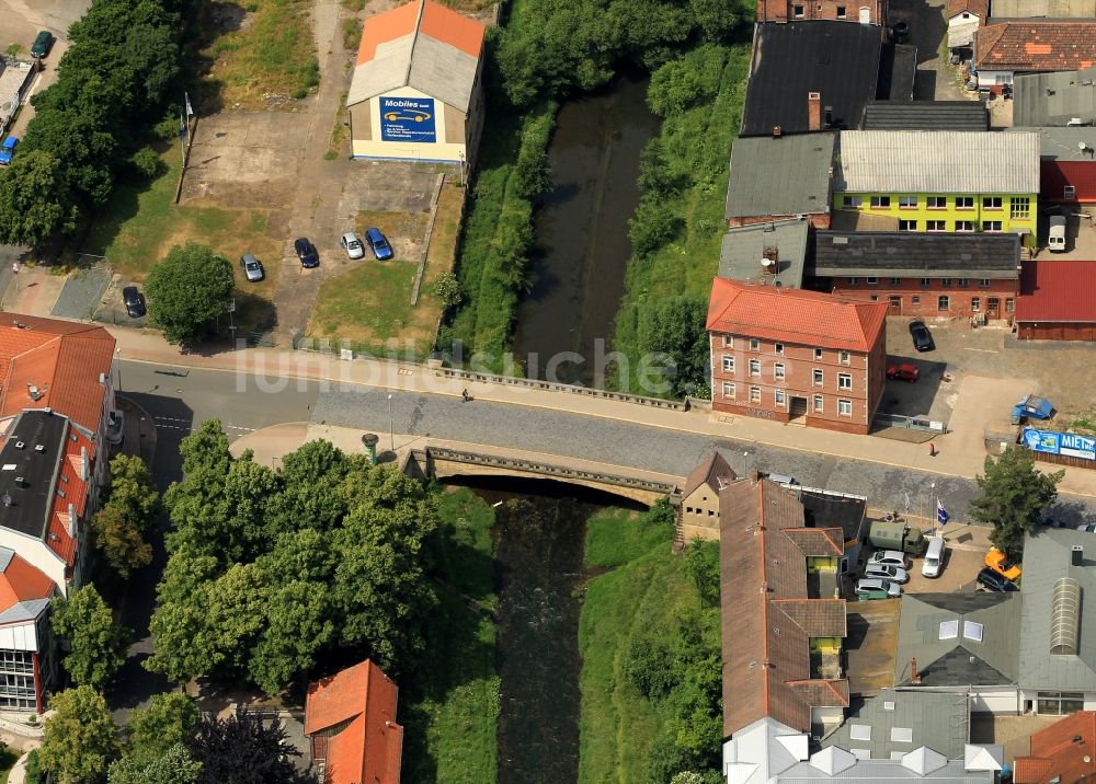 Nordhausen aus der Vogelperspektive: Brücke über die Zorge in Nordhausen im Bundesland Thüringen