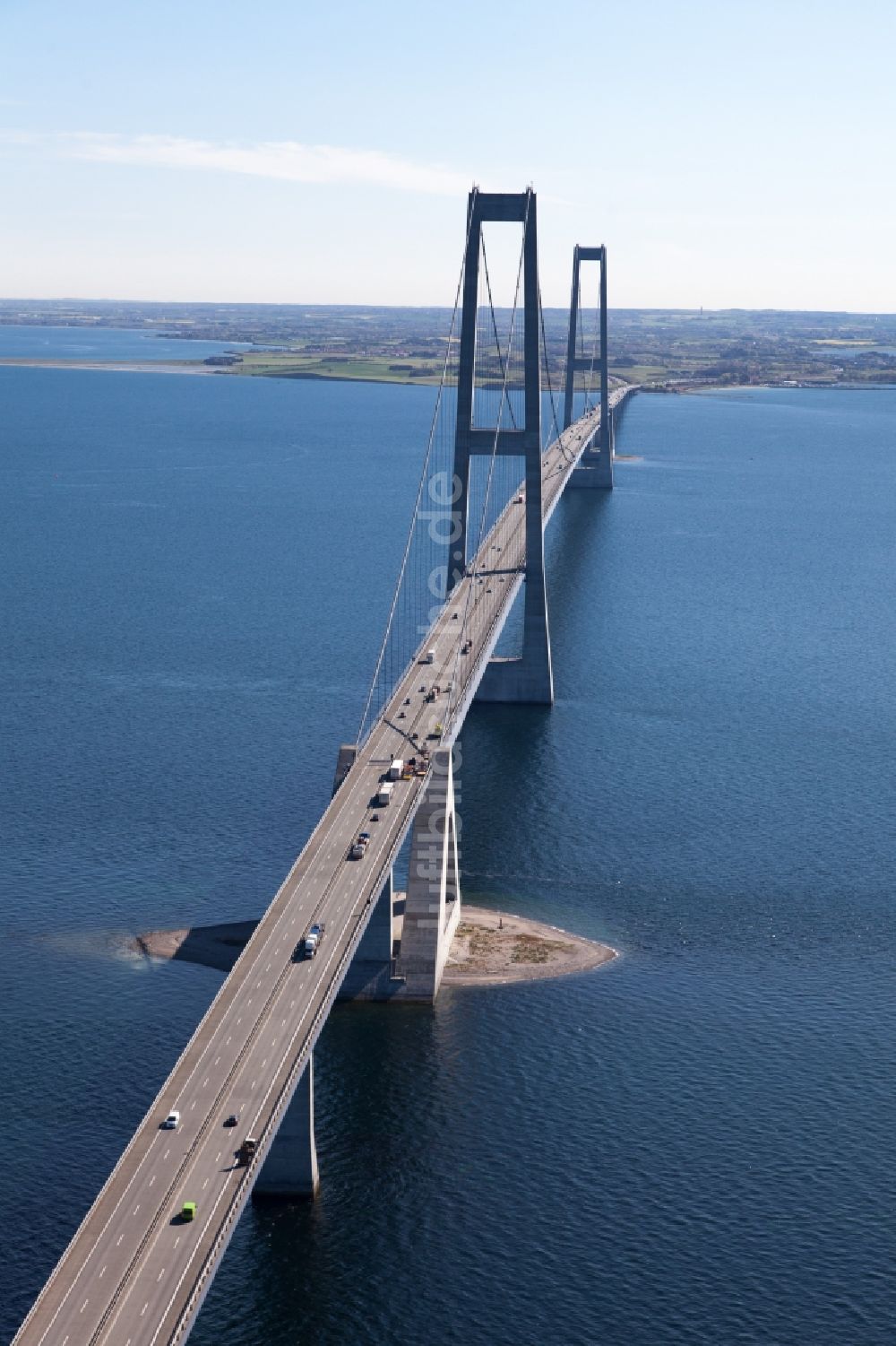 Luftaufnahme Korsoer - Brückenbauwerk über den Großen Belt in Korsoer in Syddanmark, Dänemark