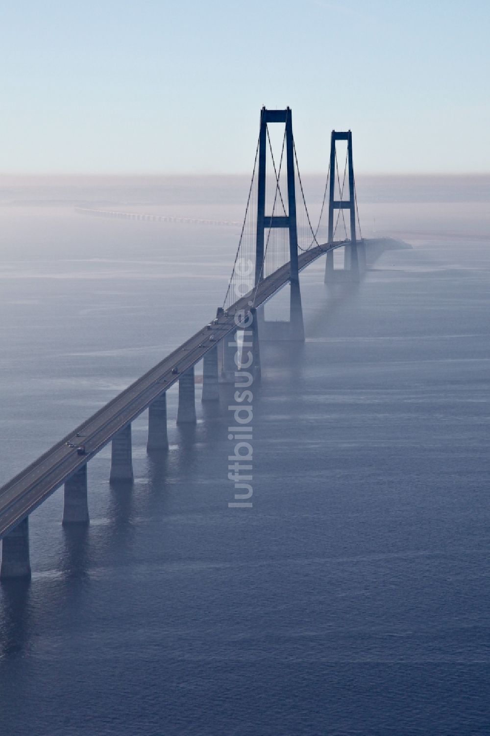 Luftaufnahme Korsoer - Brückenbauwerk über den Großen Belt in Korsoer in Syddanmark, Dänemark