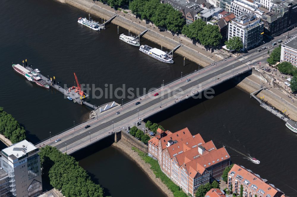 Luftaufnahme Bremen - Brückenbauwerk der Bürgermeister-Smidt-Brücke über die Halbinsel Teerhof entlang der Weser in Bremen, Deutschland