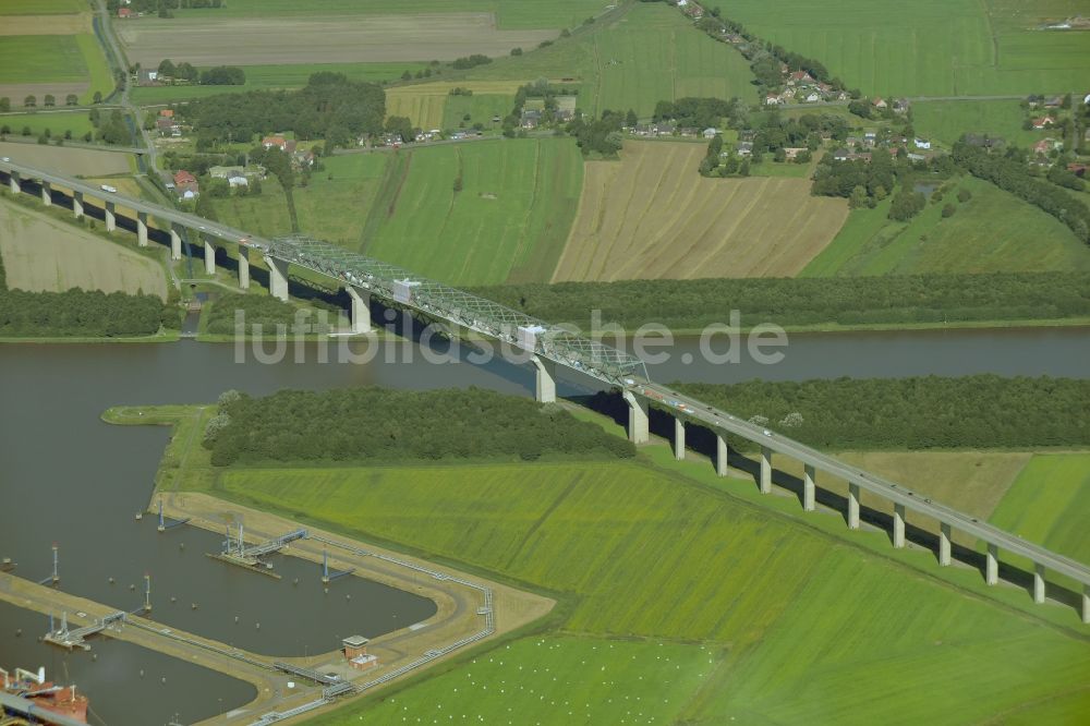 Luftbild Brunsbüttel - Brückenbauwerk der B 5 in Brunsbüttel im Bundesland Schleswig-Holstein