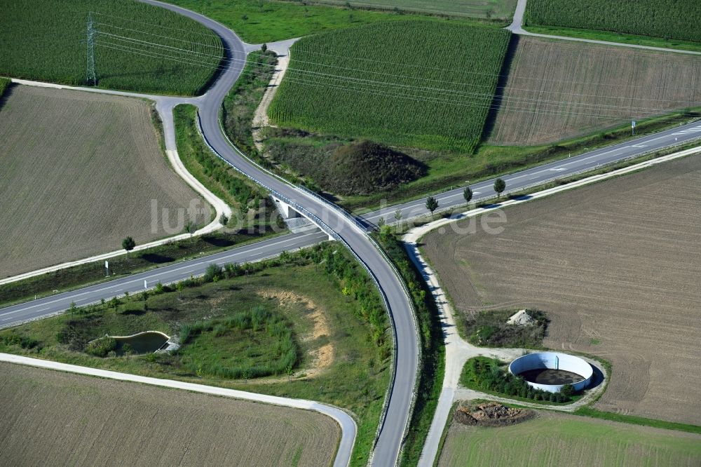 Luftbild Hausen - Brückenbauwerk entlang der Bundesstraße 16 in Hausen im Bundesland Bayern, Deutschland
