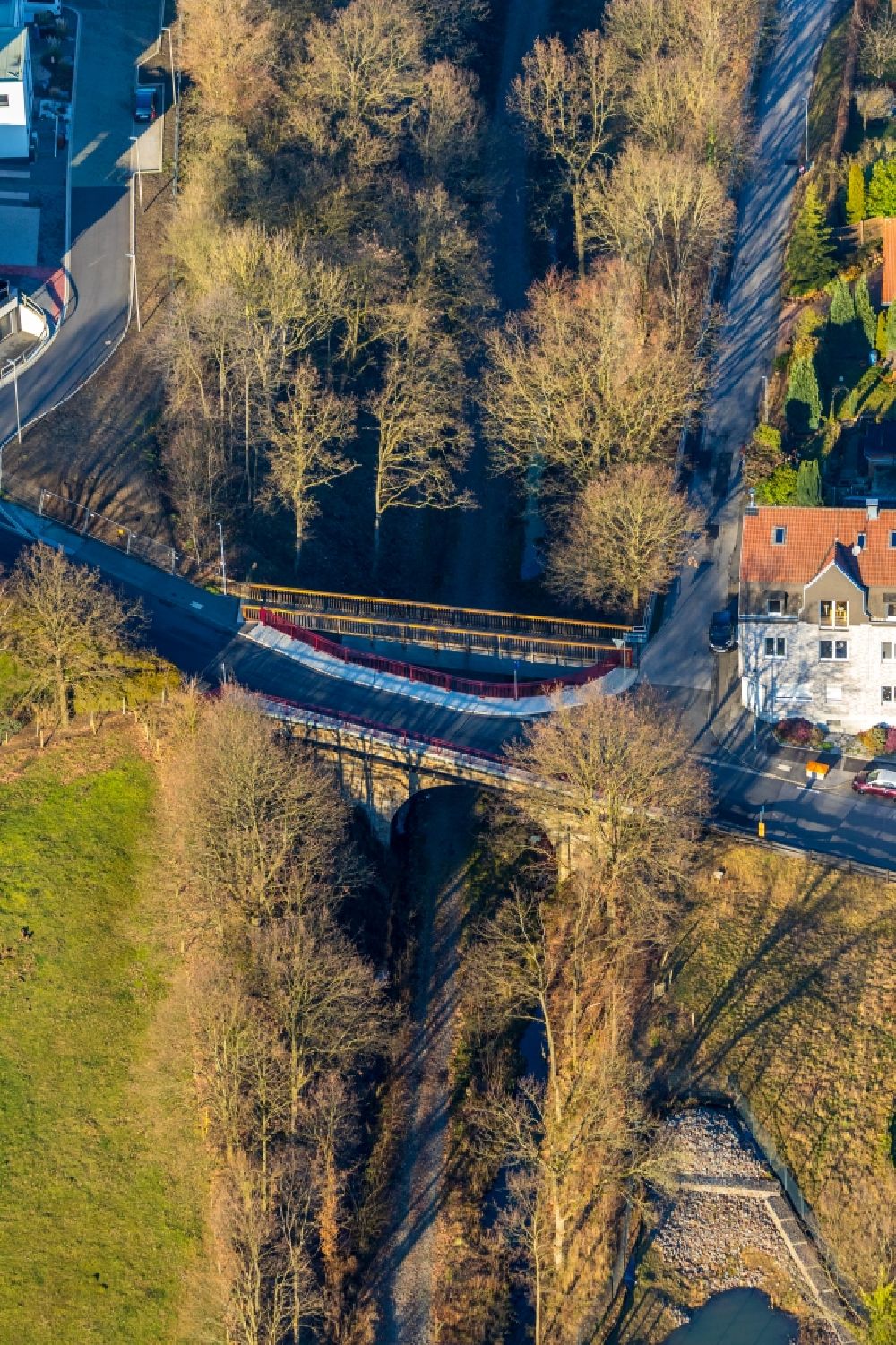 Luftbild Gevelsberg - Brückenbauwerk entlang der Klosterholzstraße im Ortsteil Klostermark in Gevelsberg im Bundesland Nordrhein-Westfalen, Deutschland