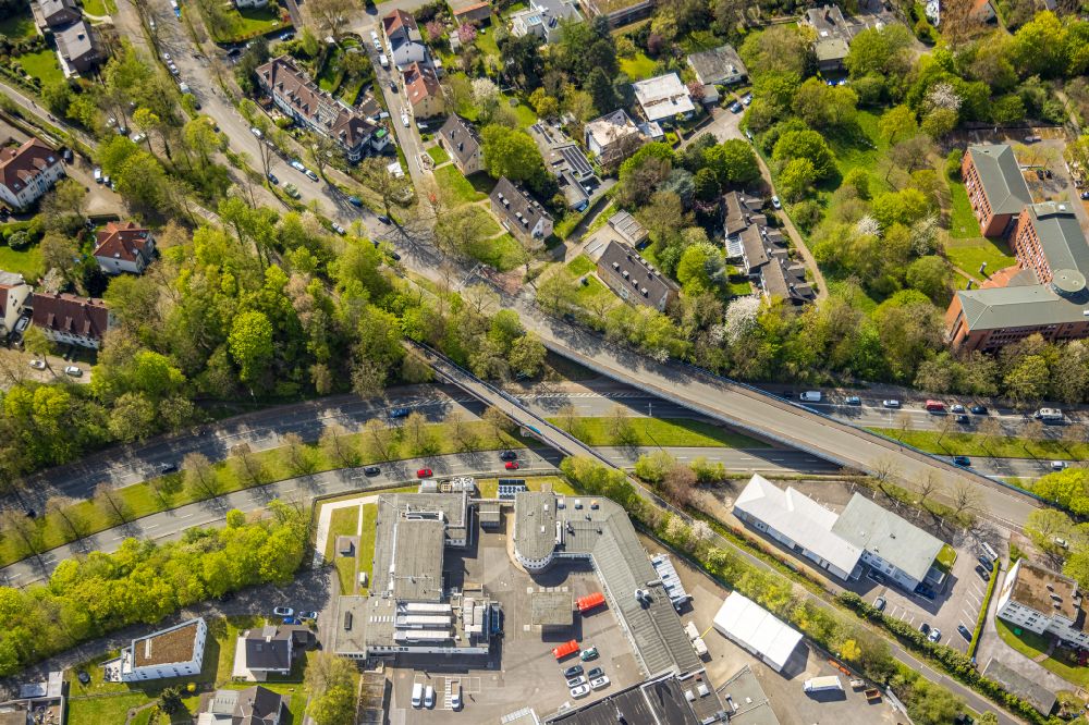 Luftbild Wiemelhausen - Brückenbauwerk entlang der Straße Steinring - Waldring in Wiemelhausen im Bundesland Nordrhein-Westfalen, Deutschland