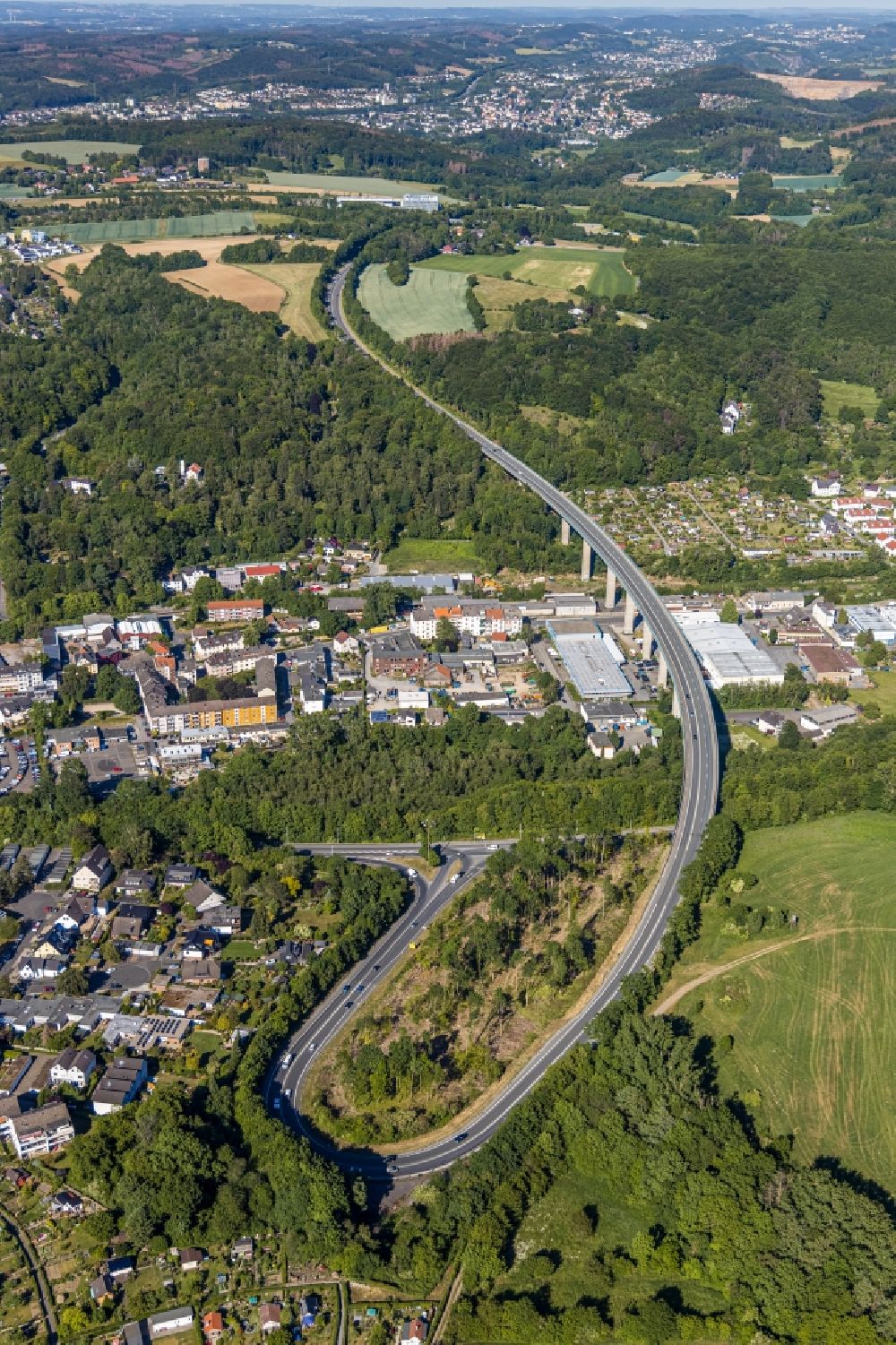 Luftaufnahme Hagen - Brückenbauwerk entlang des Volmeabstieg in Hagen im Bundesland Nordrhein-Westfalen, Deutschland