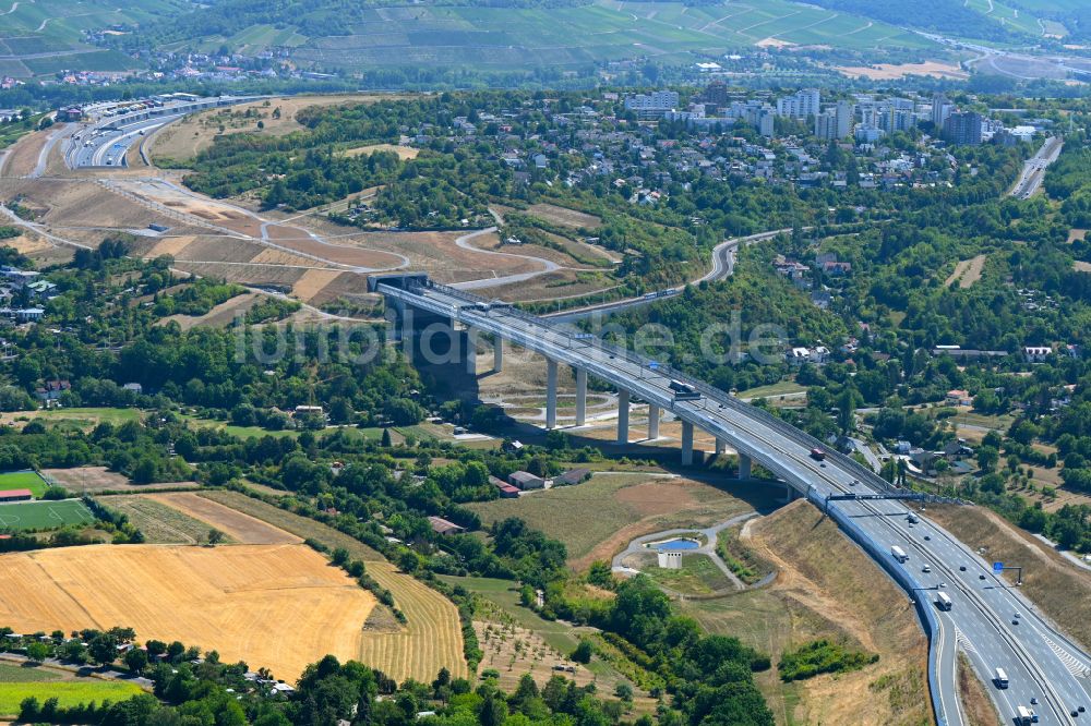 Luftaufnahme Würzburg - Brückenbauwerk Talbrücke Heidingsfeld und Verlauf der Bundesautobahn A3 im Süden von Würzburg im Bundesland Bayern