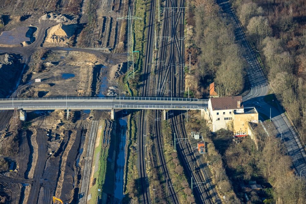 Luftbild Duisburg - Brückenbauwerk Wedauer Brücke in Duisburg im Bundesland Nordrhein-Westfalen, Deutschland
