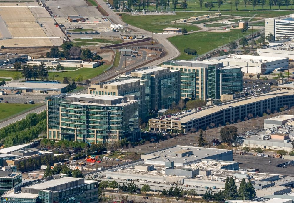 Sunnyvale von oben - Büro- und Geschäftshaus- Ensemble Google Tech Corners in Sunnyvale im Silicon Valley in Kalifornien in den USA