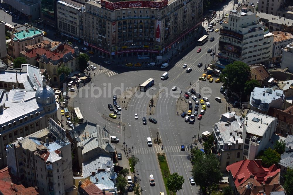 Luftaufnahme Bukarest - Büro- und Geschäftshaus am Platz Piata Romana im Sektor 1 im Zentrum von Bukarest in Rumänien