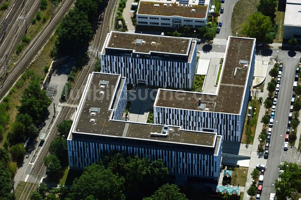 Luftaufnahme Berlin - Büro- und Geschäftshauses NUBIS im Ortsteil Adlershof in Berlin