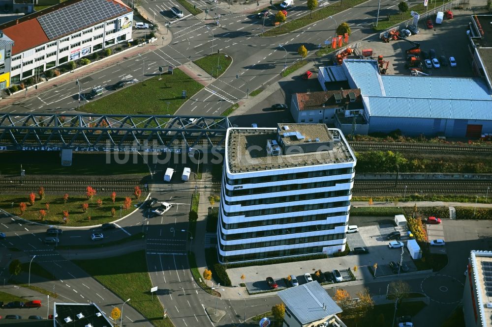 Luftbild Saarbrücken - Büro- und Unternehmensverwaltungs- Hochhaus- Gebäude der juris GmbH in Saarbrücken im Bundesland Saarland, Deutschland