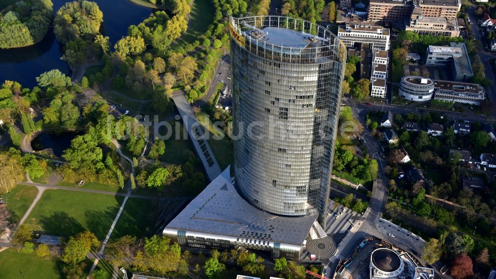 Luftbild Bonn - Büro- und Unternehmensverwaltungs- Hochhaus- Gebäude Post Tower in Bonn im Bundesland Nordrhein-Westfalen, Deutschland