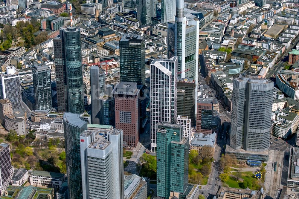 Luftaufnahme Frankfurt am Main - Büro- und Unternehmensverwaltungs- Hochhaus- Gebäude Taunusturm am Taunustor in Frankfurt am Main im Bundesland Hessen, Deutschland