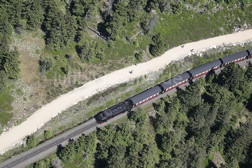 Brocken aus der Vogelperspektive: Brockenbahn - Harzquerbahn - Harzer Schmalspurbahn am Brocken in Schsen-Anhalt