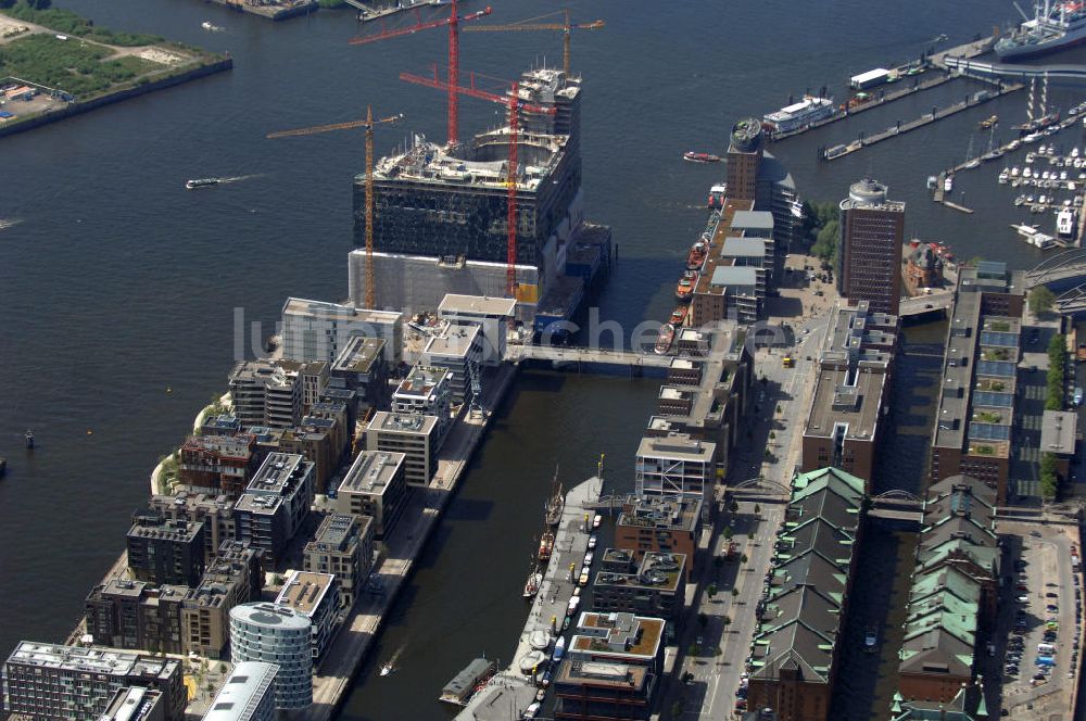 Luftbild Hamburg - Bürogebäude und Eigentumswohnungen Hafencity Hamburg
