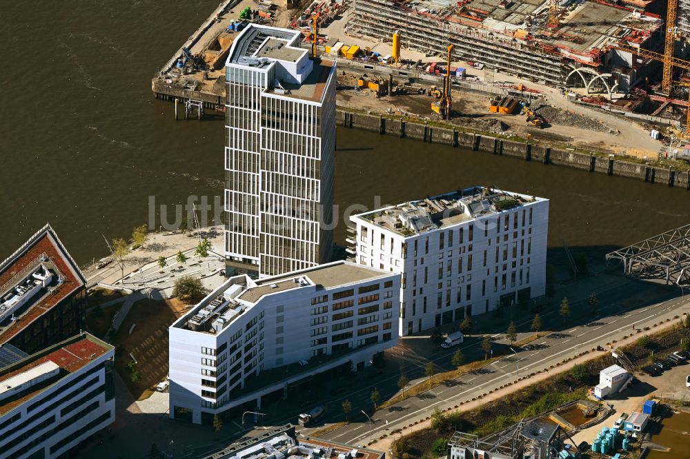 Hamburg aus der Vogelperspektive: Bürogebäude-Ensemble an der Überseeallee - Buenos-Aires-Kai in Hamburg, Deutschland
